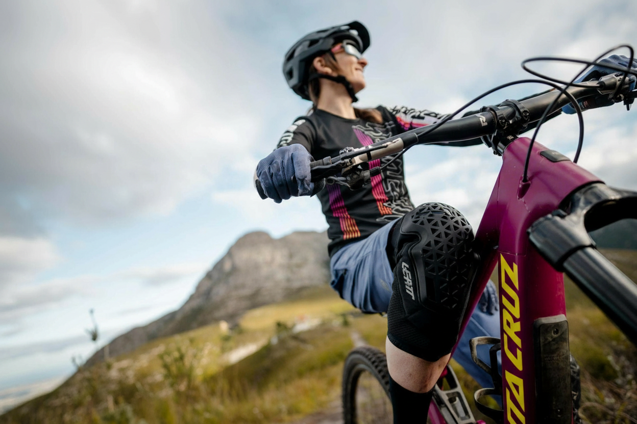Lo vasquez en bicicleta jersey